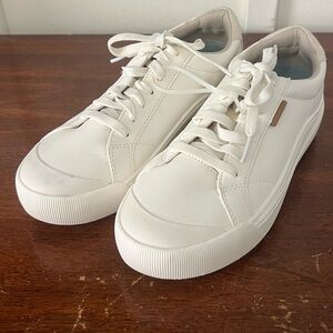 Dr. Scholl's White leather Women's Sneakers size 7 never been worn